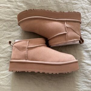 UGG Classic Ultra Mini Platform Boot